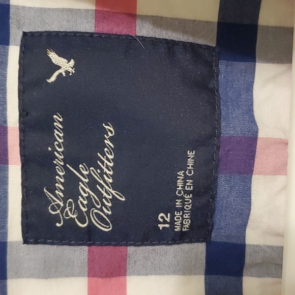 American eagle outfitters button-down shirt - Picture 3 of 7